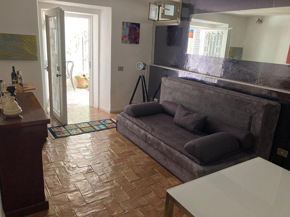Residenza Le Rose Villa D'Arte Naples Extérieur photo