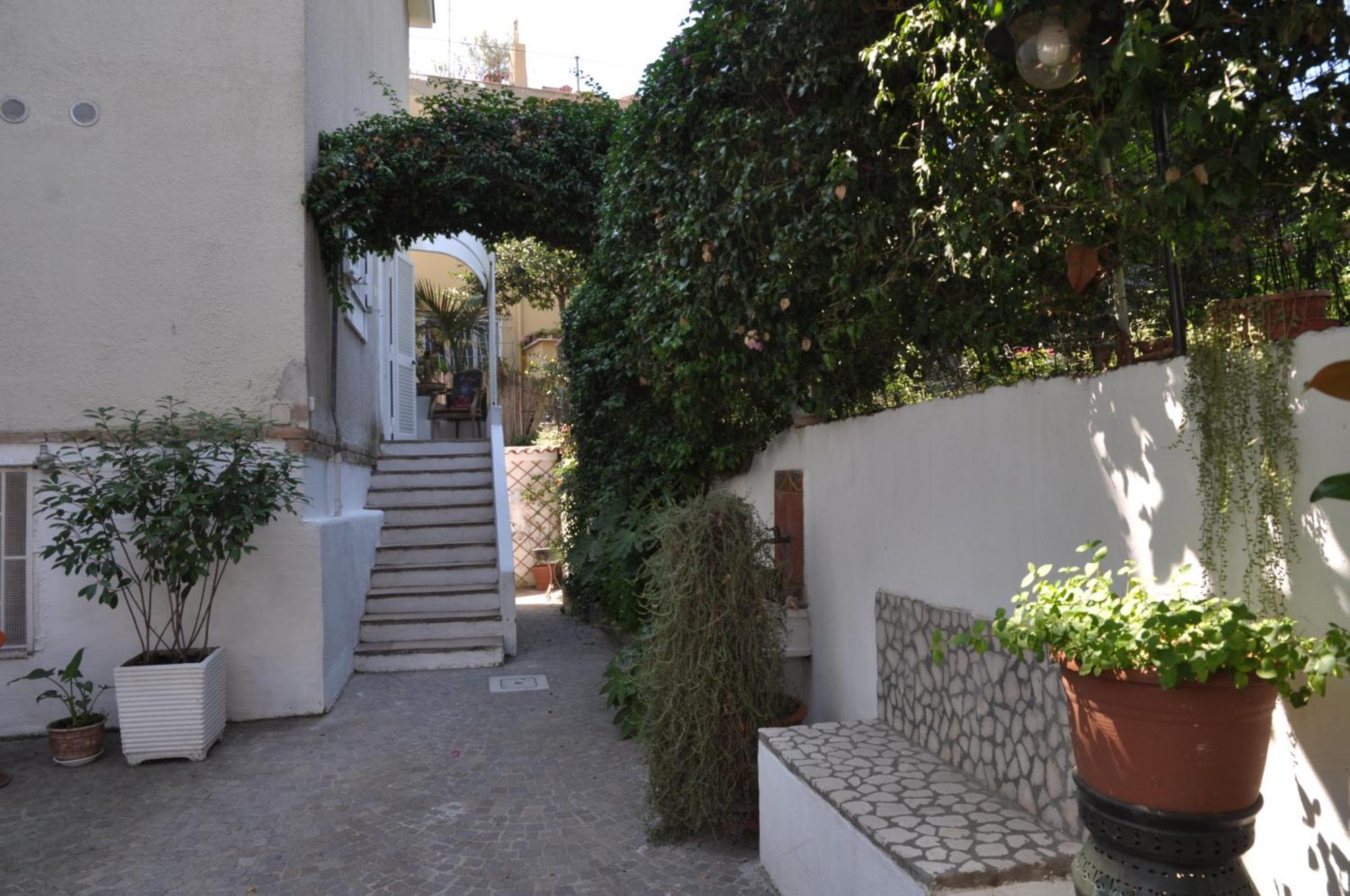 Residenza Le Rose Villa D'Arte Naples Extérieur photo
